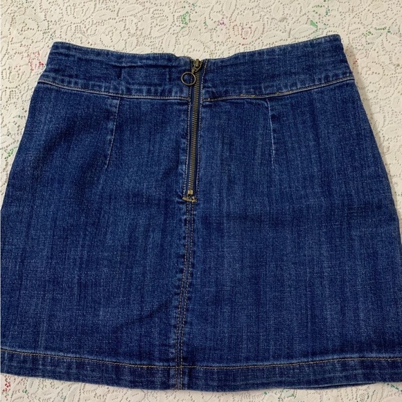 Forever21 Denim skirt - Picture 4 of 4